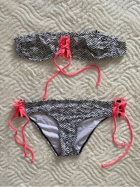 Rip Curl Black & White Zigzag Bikini with Neon Pink Ties